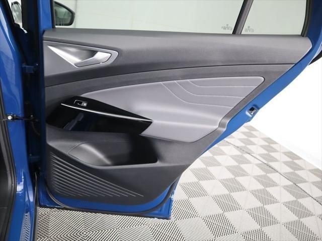 New 2026 Mountain  Lake Blue Metallic Volkswagen Pro S image 28