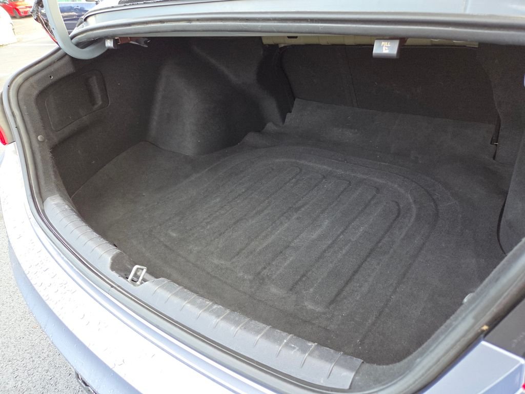 Used 2021 Silver Kia LXS image 24