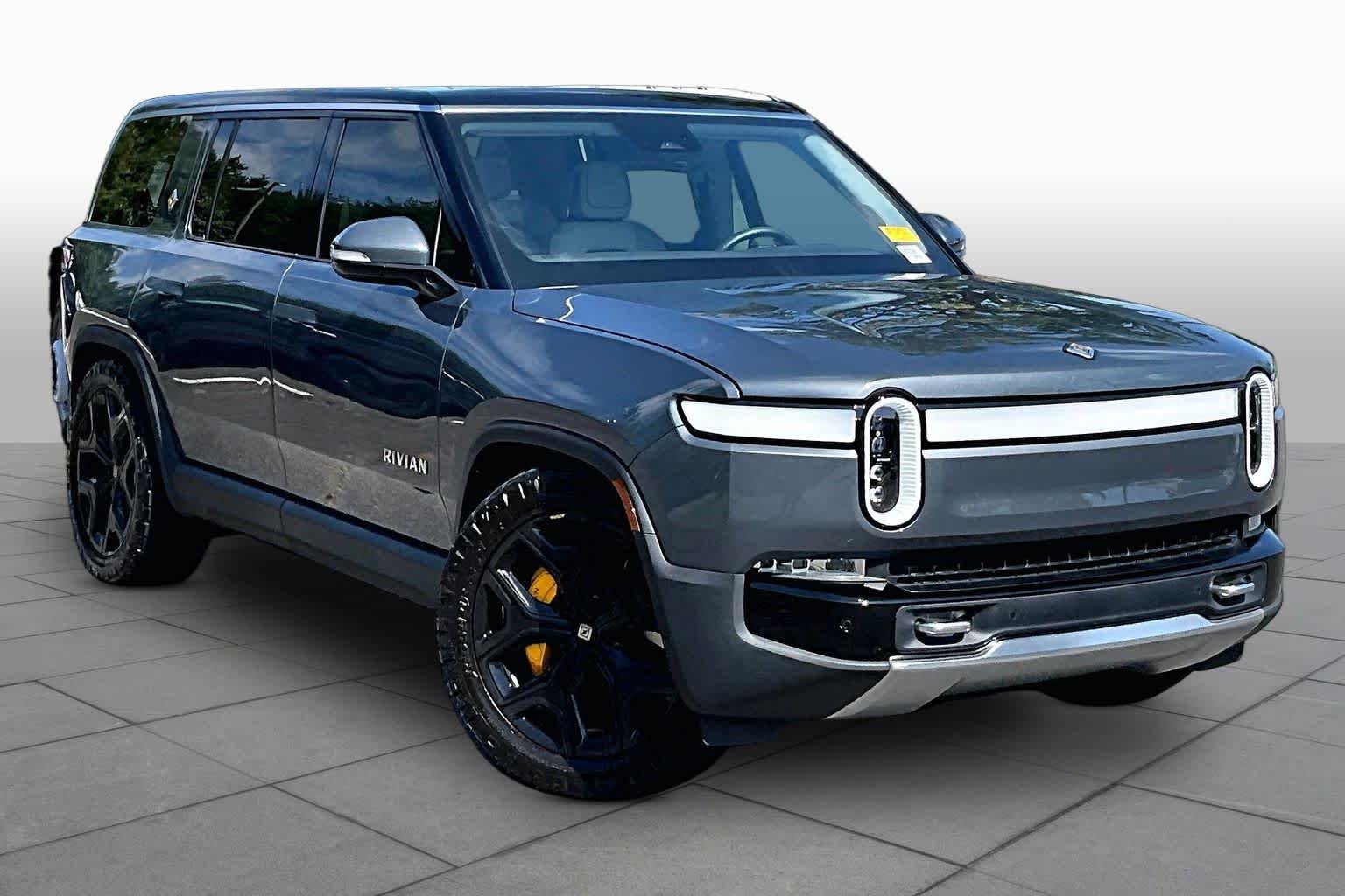 Used 2023 Midnight Black Rivian Adventure image 2