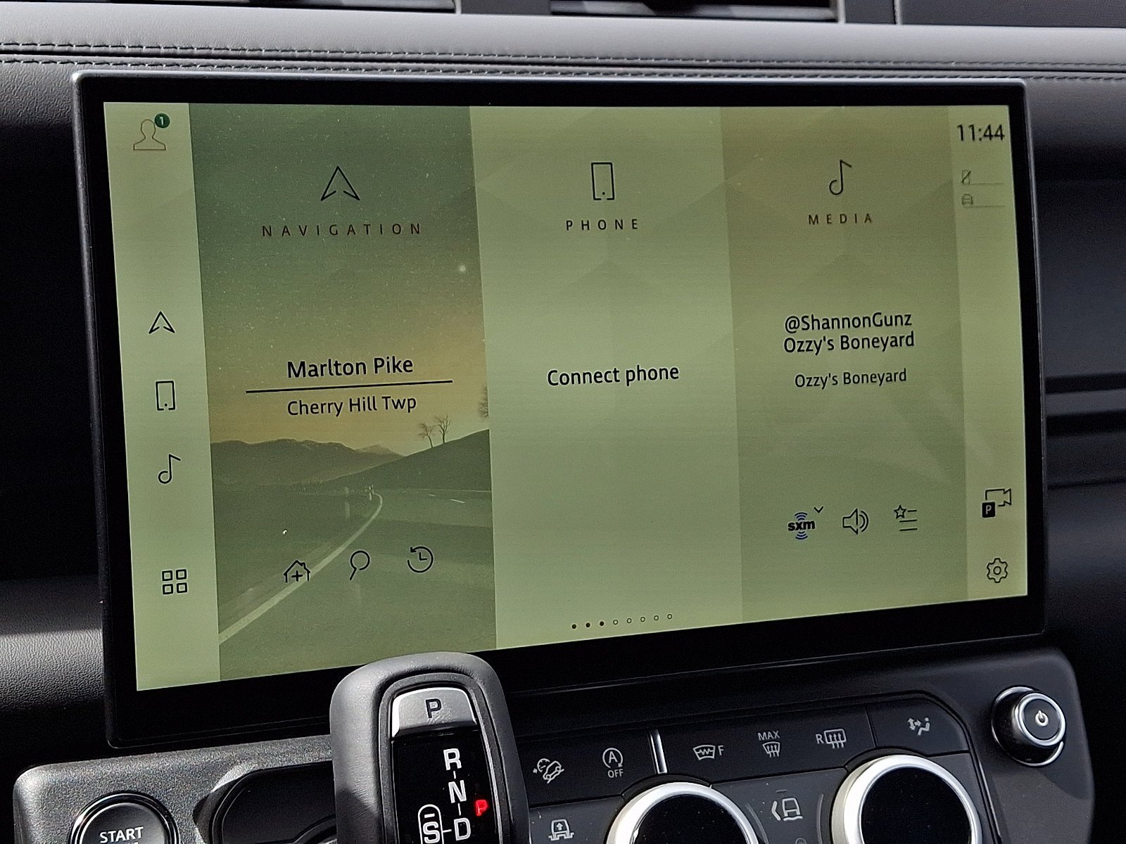 New 2026 Borasco Grey LAND ROVER X-Dynamic SE image 11