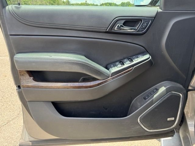 Used 2019 Pepperdust Metallic Chevrolet LT image 17
