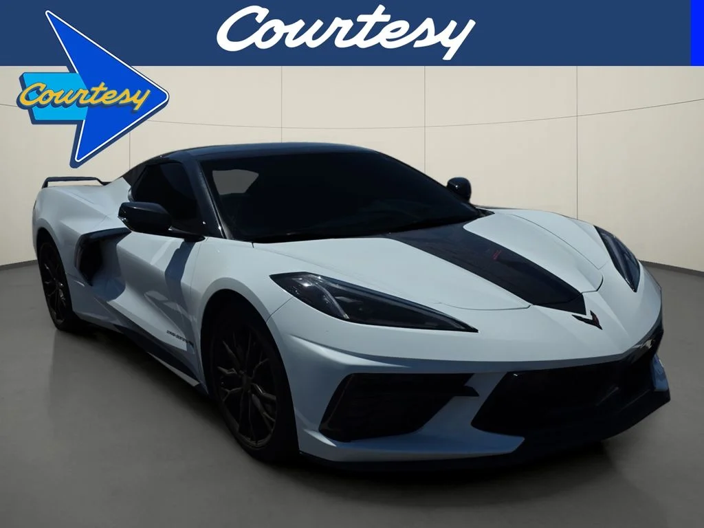 Used 2023 White Chevrolet Stingray image 1