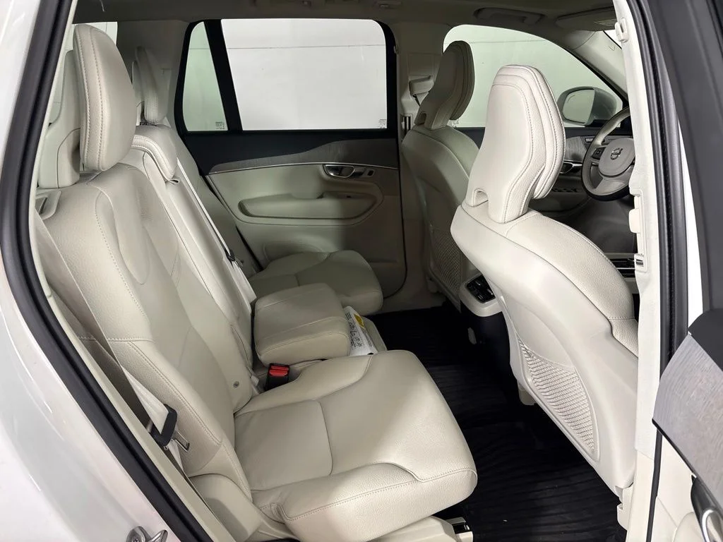 Certified Used 2025 Crystal White Volvo Plus image 20