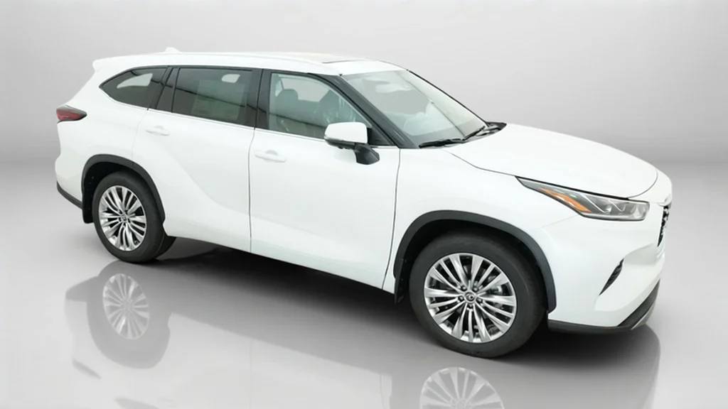 New 2026 Wind Chill Pearl Toyota Platinum image 6