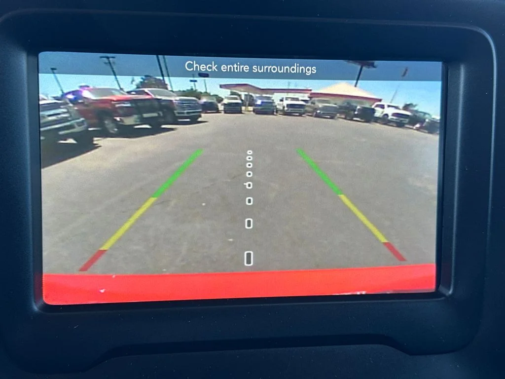 Used 2018 Red Jeep Latitude image 28