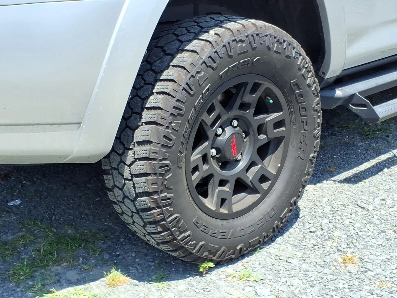 Used 2019 Classic Silver Metallic Toyota SR5 Premium image 10