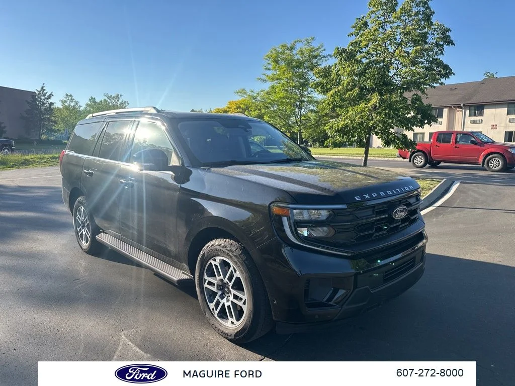 Used 2025 Black Ford Active image 1