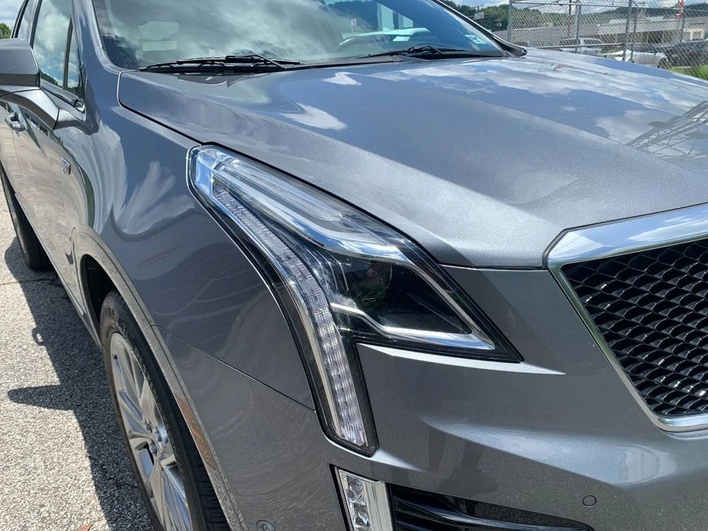 Used 2020 Gray Cadillac Sport image 35
