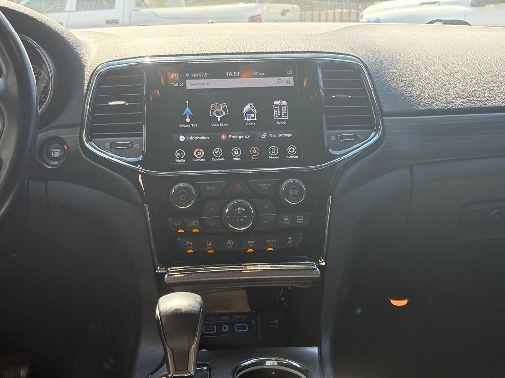 Used 2021 Gray Jeep Laredo image 12