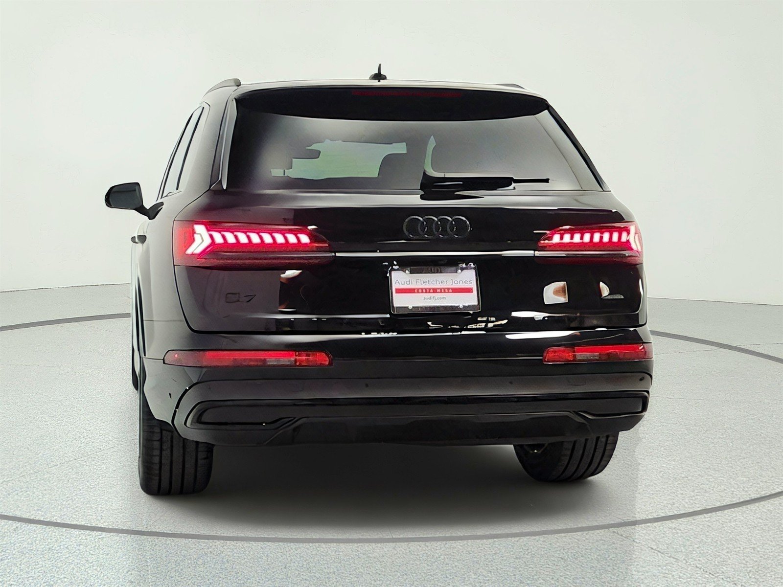 Used 2023 Mythos Black Metallic Audi Premium Plus image 6