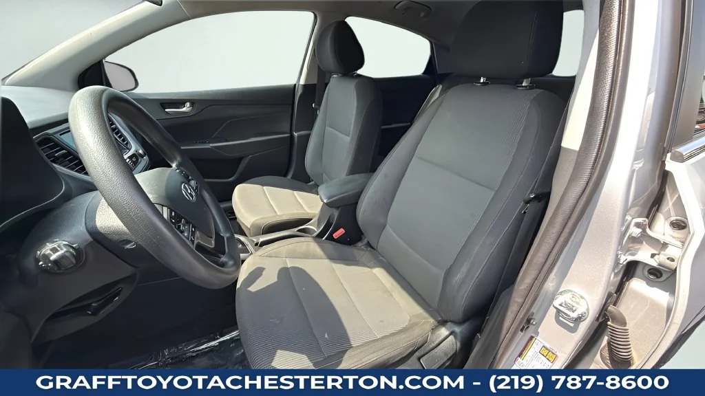 Used 2021 Silver Hyundai SEL image 23