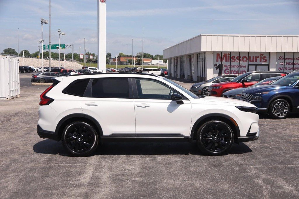 Used 2026 Platinum White Pearl Honda Sport Touring AWD image 5