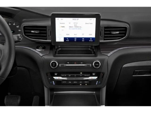 Used 2023 Silver Ford Limited image 7