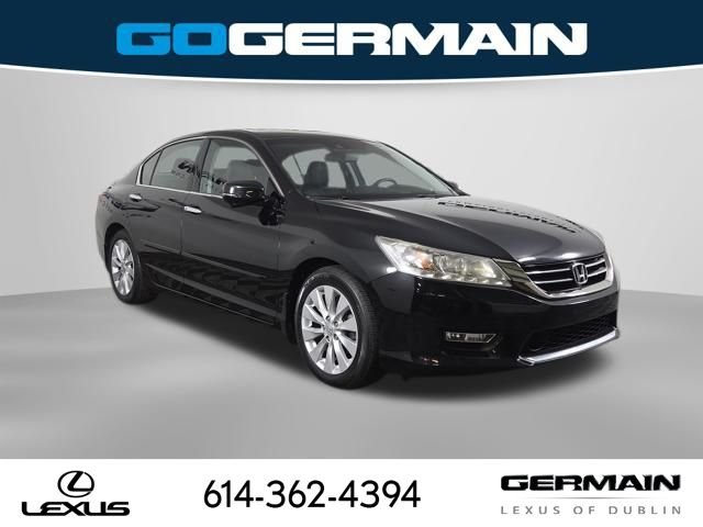Used 2013 Black Honda Touring image 5