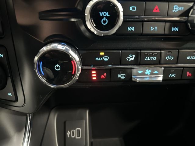 Used 2026 Oxford White Ford XLT image 31
