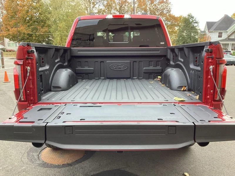 2025 Ford F-150 Lariat - Photo 10