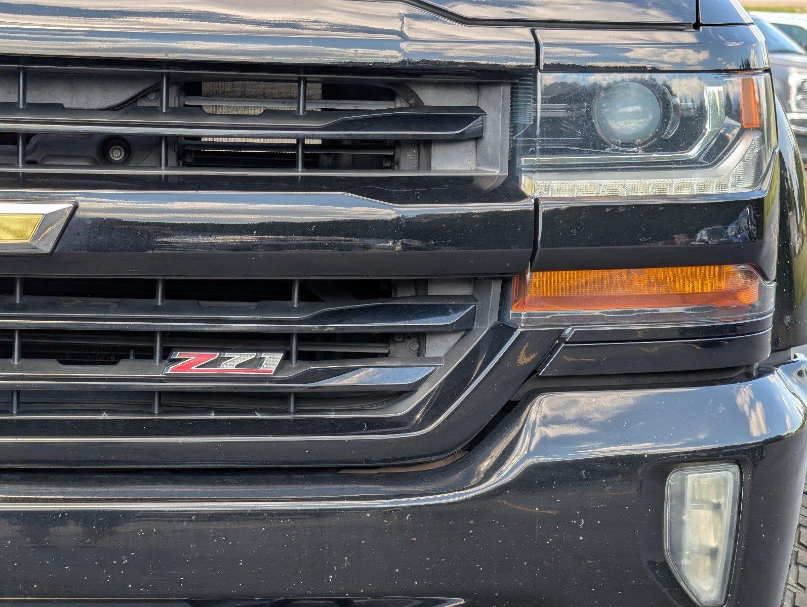 Used 2018 Black Chevrolet LT image 10