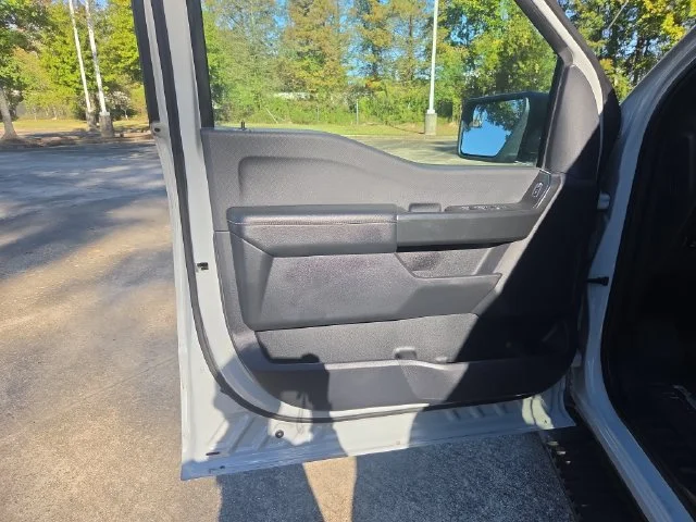 Used 2023 White Ford XL image 20