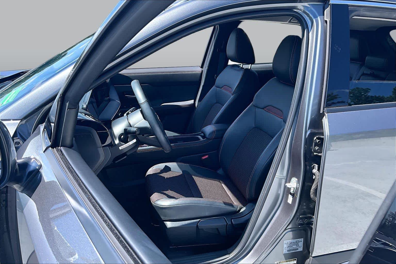 Used 2025 Gun Metallic Nissan SR image 8