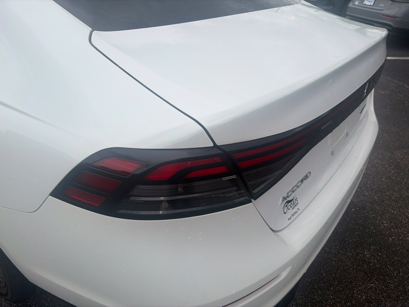 Used 2025 White Honda EX-L image 16