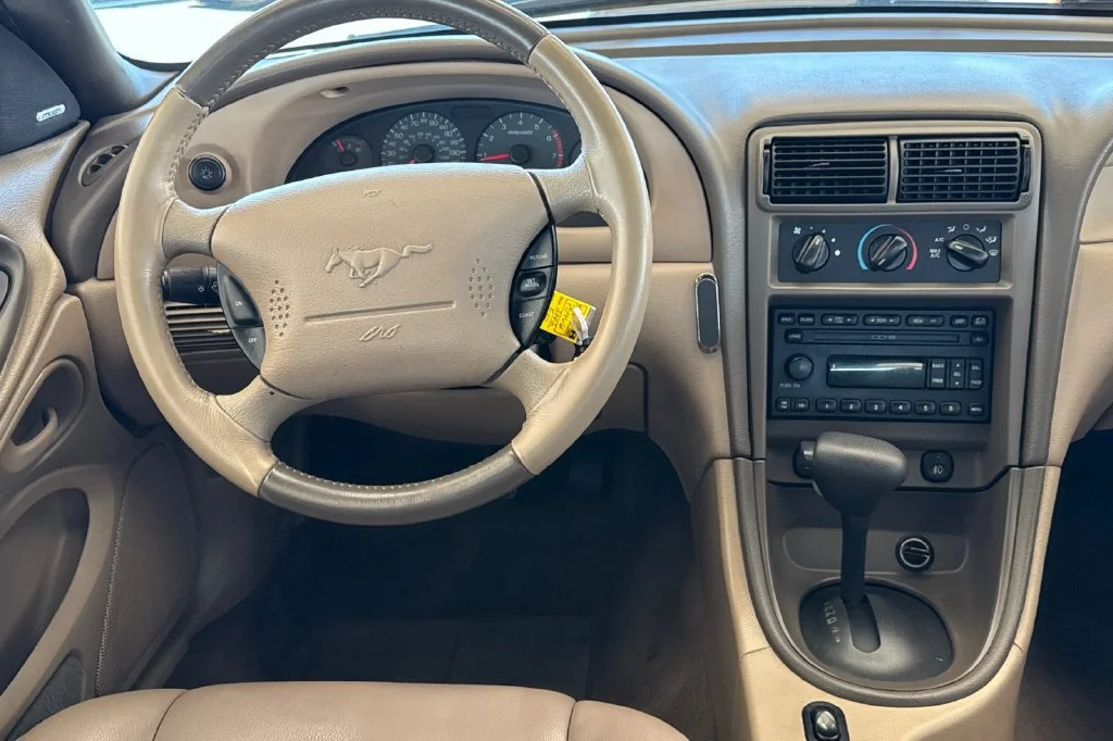 2002 Ford Mustang GT Deluxe - Photo 14