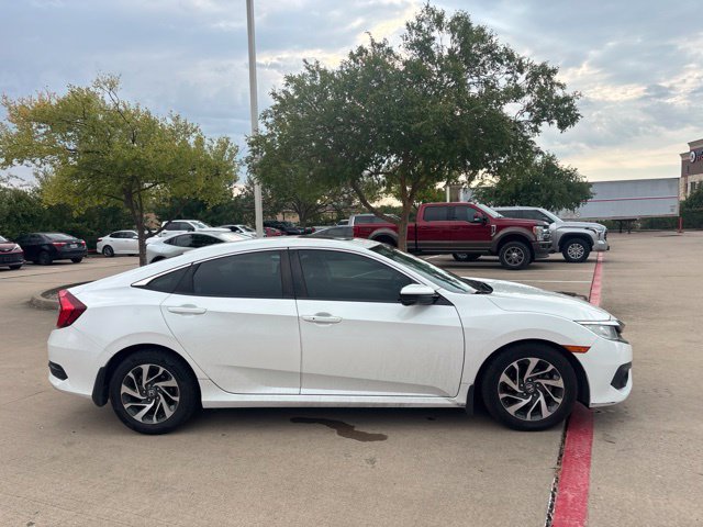 Used 2016 White Honda EX image 4