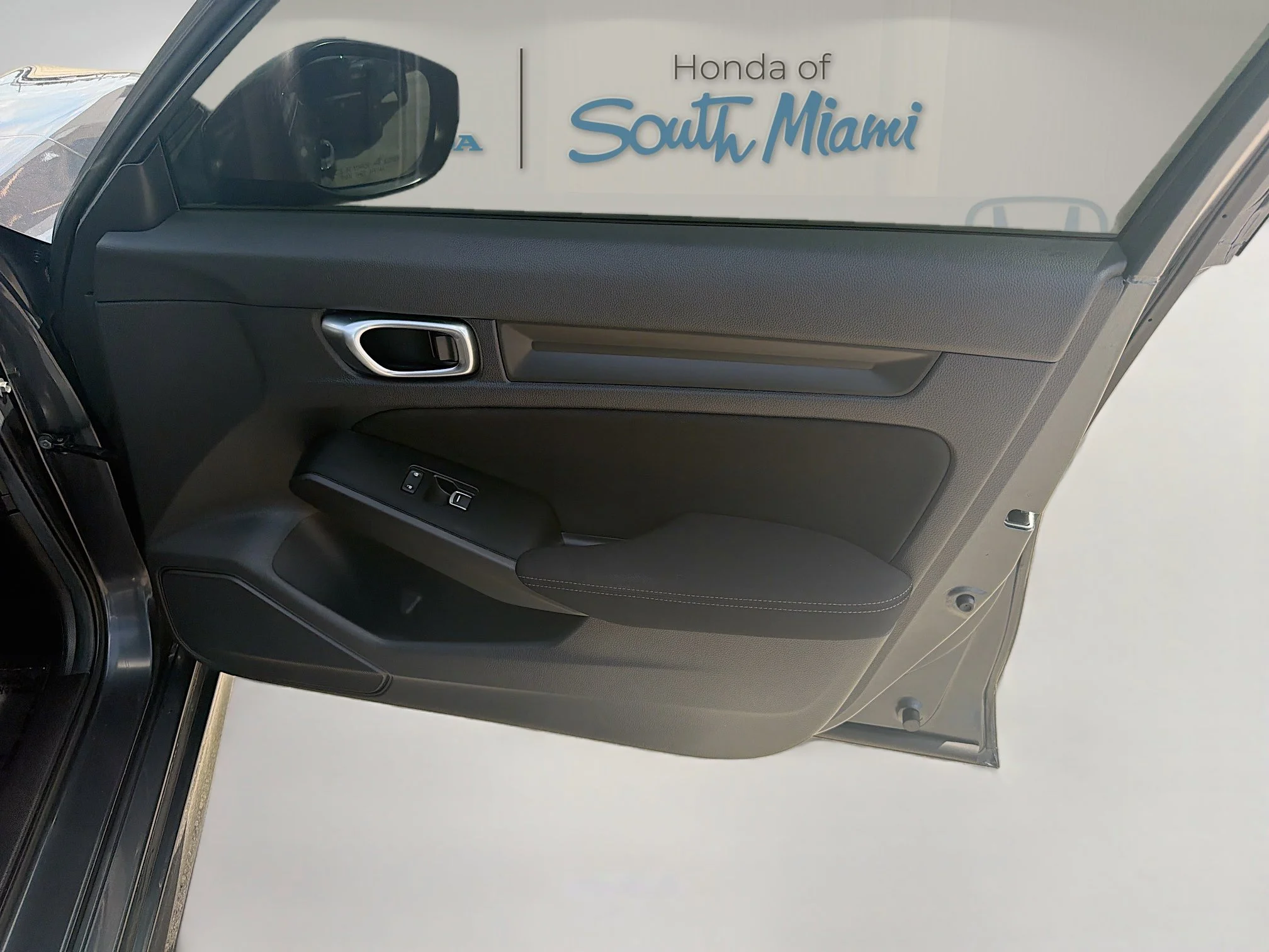 2025 Honda Civic LX - Photo 32