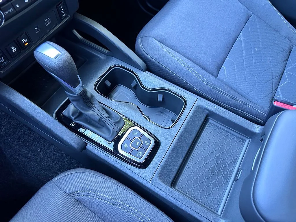 New 2026 Gun Metallic Nissan Crew Cab SV image 25