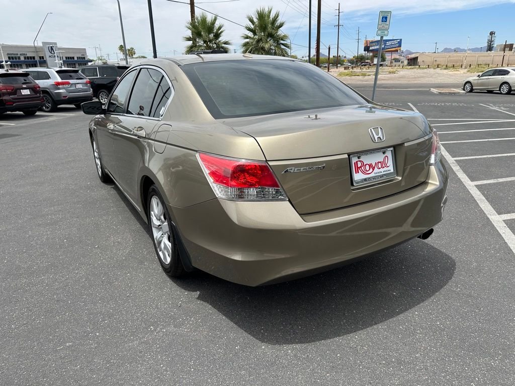 Used 2010 Silver Honda EX-L image 22