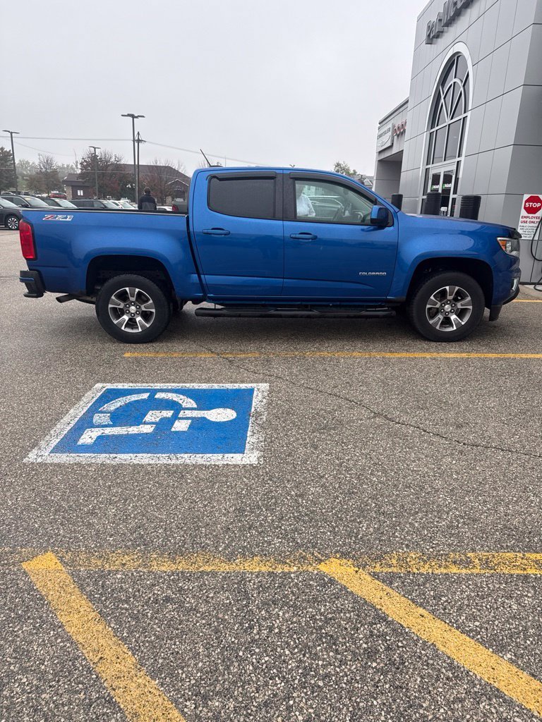 Used 2018 Blue Chevrolet Z71 image 2