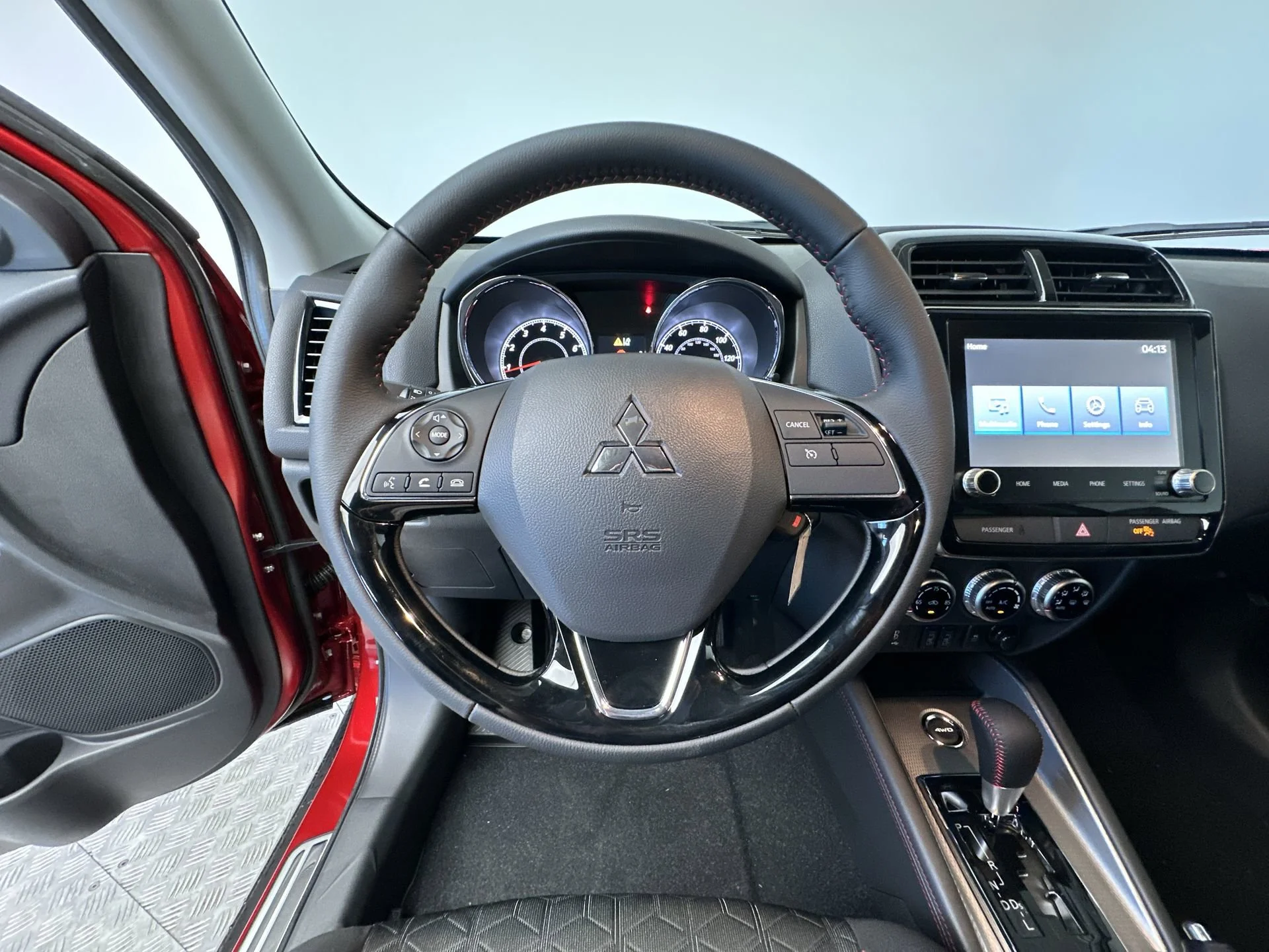 New 2026 Red Diamond Mitsubishi LE image 16