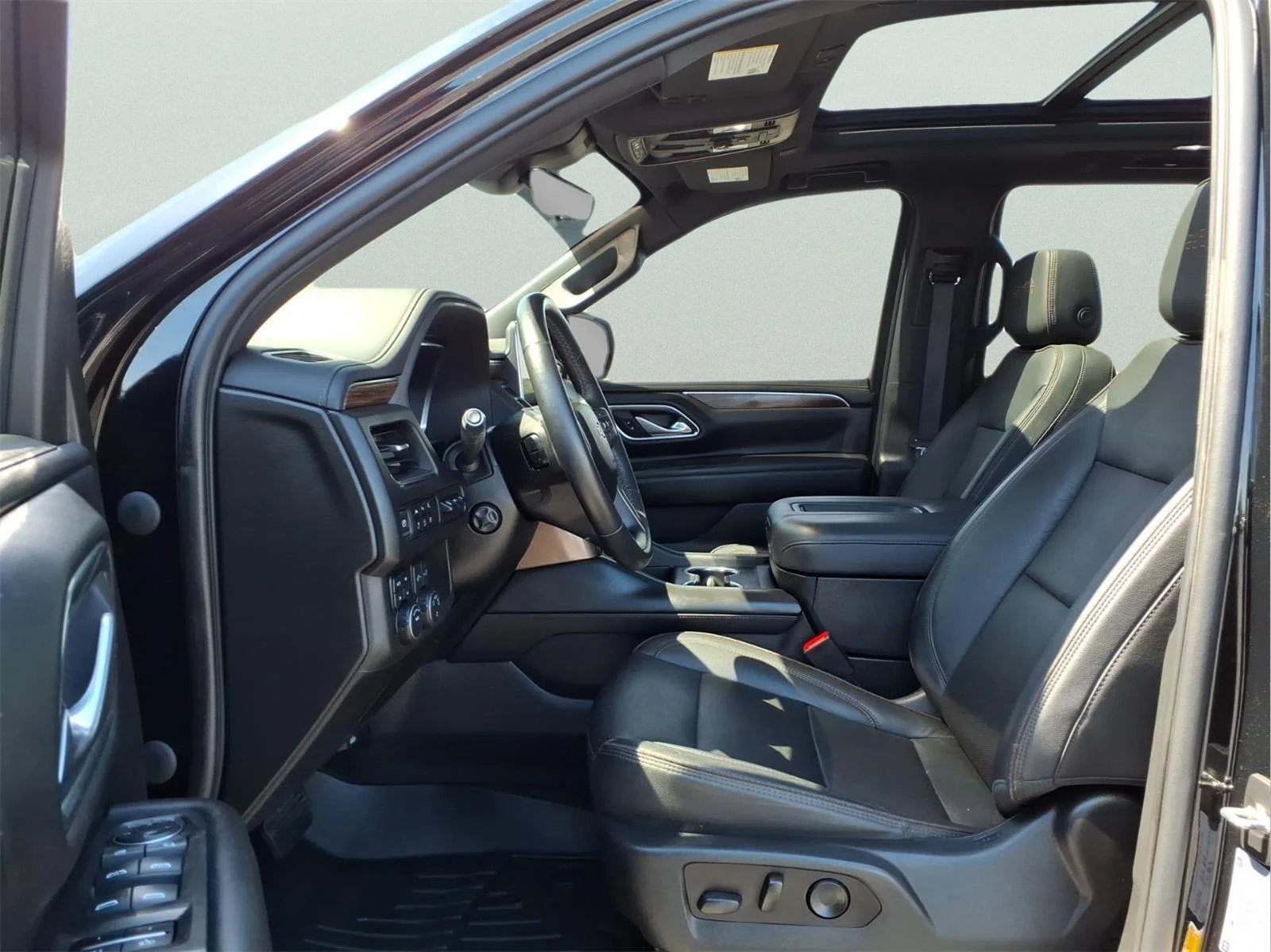Used 2023 Black Chevrolet High Country image 17