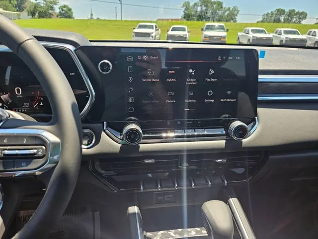 New 2026 Sterling Metallic GMC Elevation image 17
