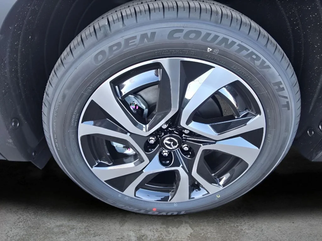 Used 2026 Aero Gray Metallic Mazda Preferred image 28