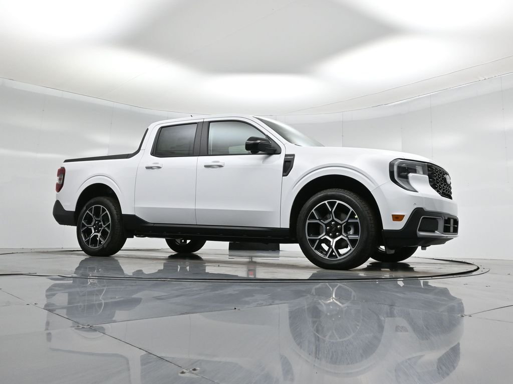 New 2026 Oxford White Ford Lariat image 3