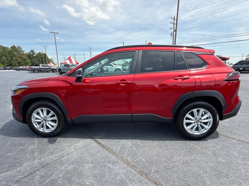 2026 Toyota Corolla Cross  LE