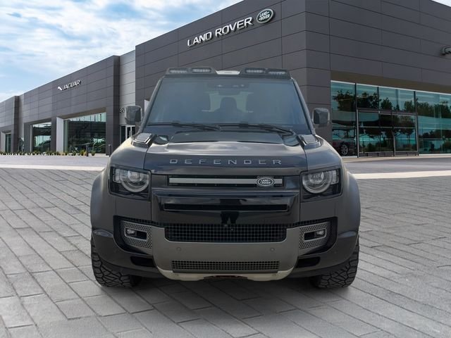 Certified Used 2024  Land Rover Carpathian Edition image 8