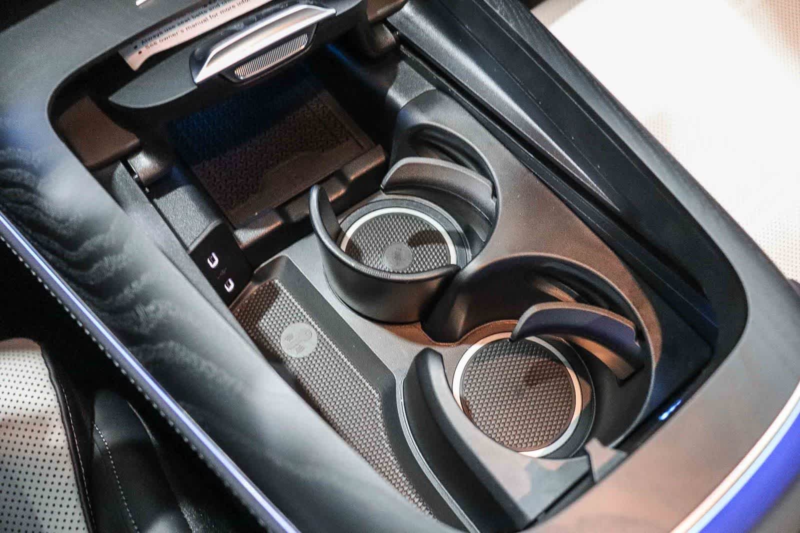 New 2026 MANUFAKTUR Alpine Grey Mercedes-Benz AMG® E 53 E image 25