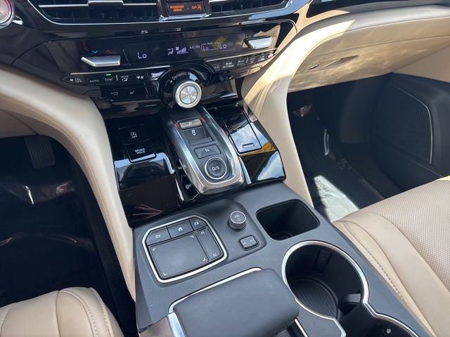 Used 2022 Black Acura Technology image 27