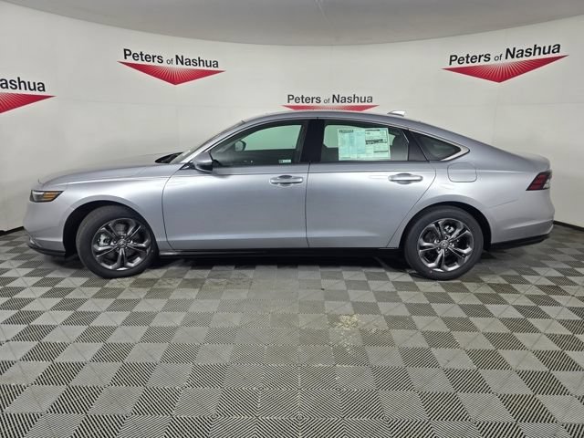 New 2026 Solar Silver Metallic Honda EX-L image 4