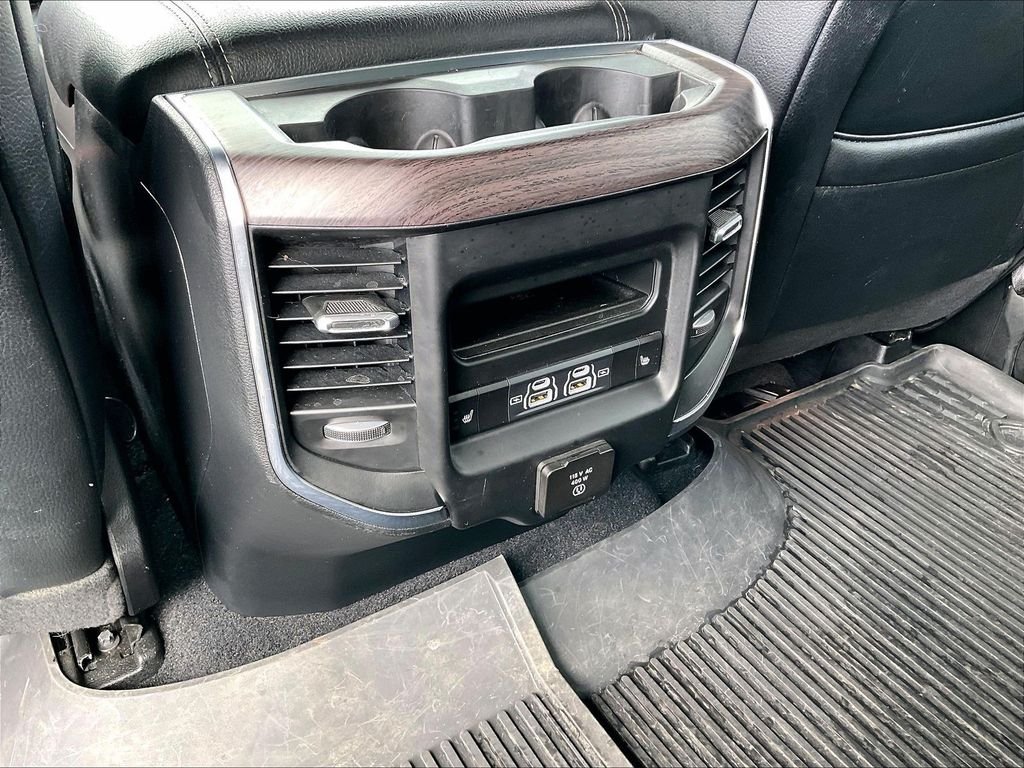Used 2025 Diamond Black Crystal PC Ram Laramie image 26