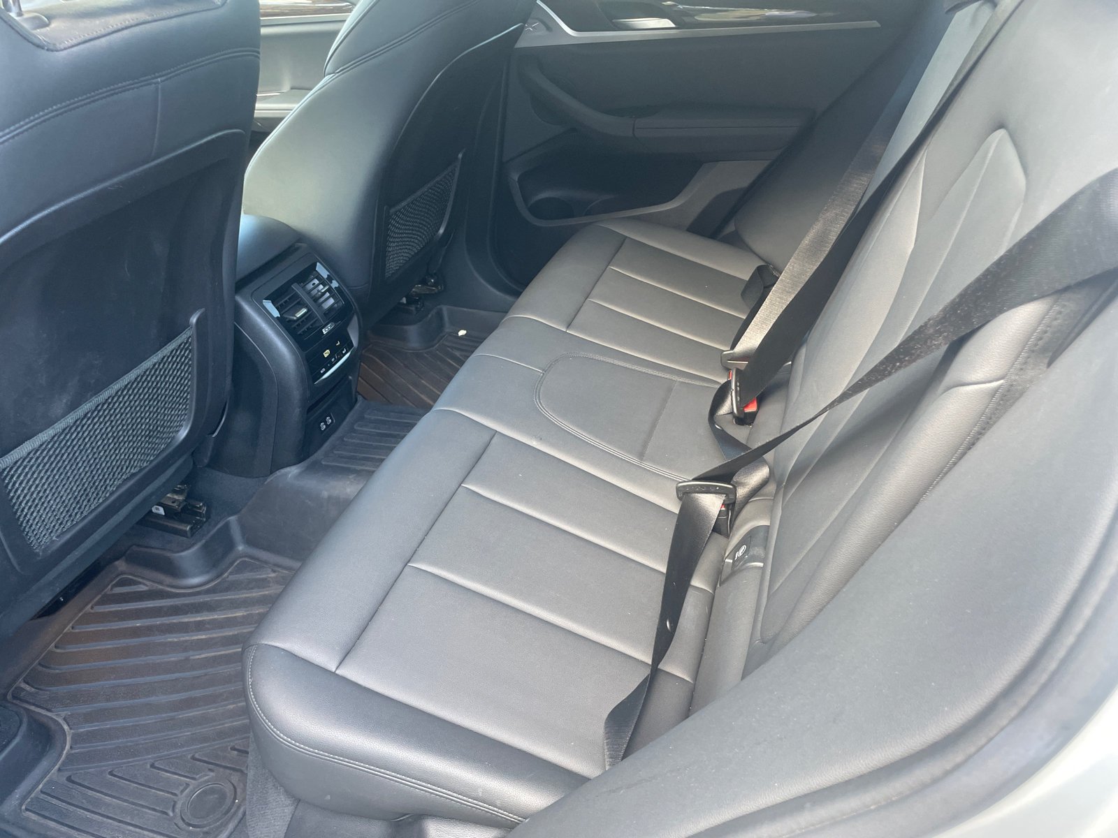 Used 2020 Glacier Silver Metallic BMW xDrive30i image 23