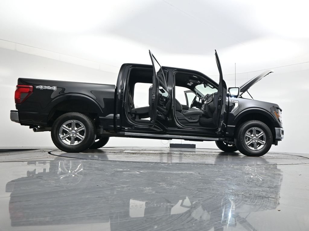 2025 Ford F-150 XLT - Photo 52