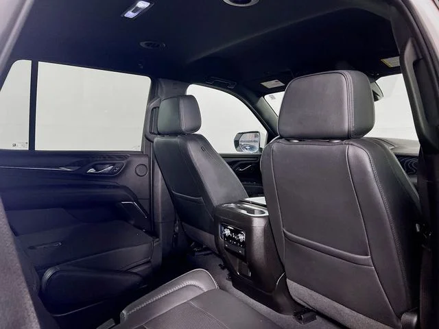 2023 GMC Yukon Denali - Photo 9