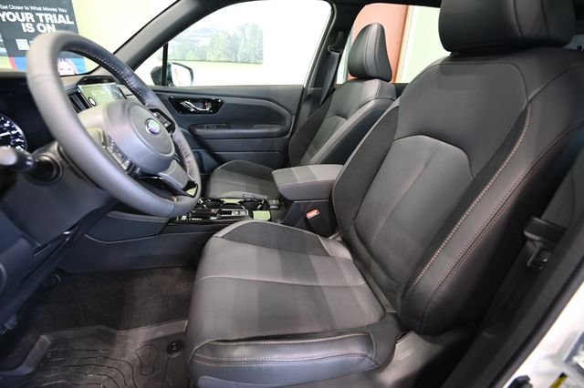 New 2026 CRYSTAL WHITE PEARL Subaru Touring image 8