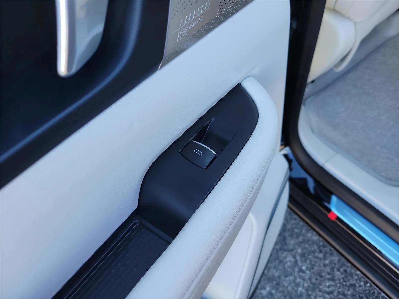 2026 Buick Enclave Avenir - Photo 18
