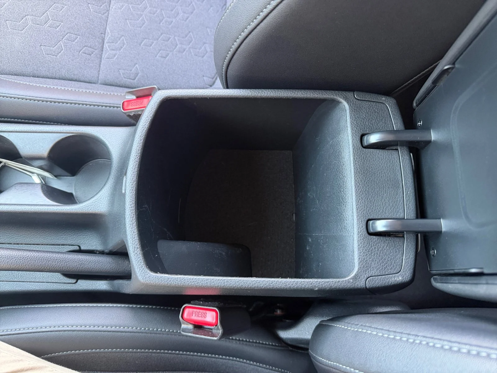 Used 2024 Pluton Blue/Black Roof Kia S image 18