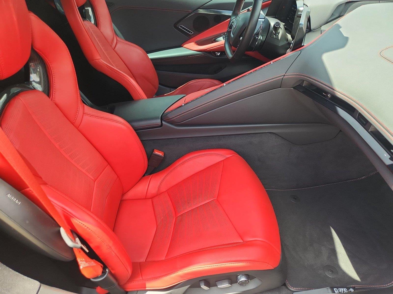 2024 Chevrolet Corvette 2LT - Photo 25