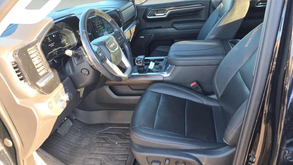 Used 2023 Black GMC SLT image 14