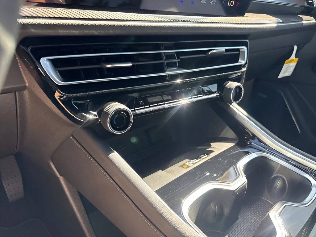 2026 Chevrolet Traverse High Country - Photo 31